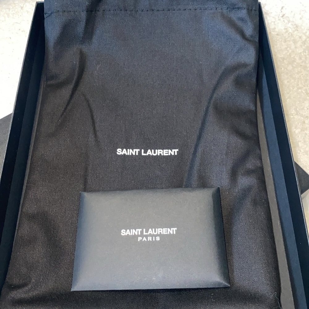 Like new Large YSL zip pouch - Picture 7 of 9
